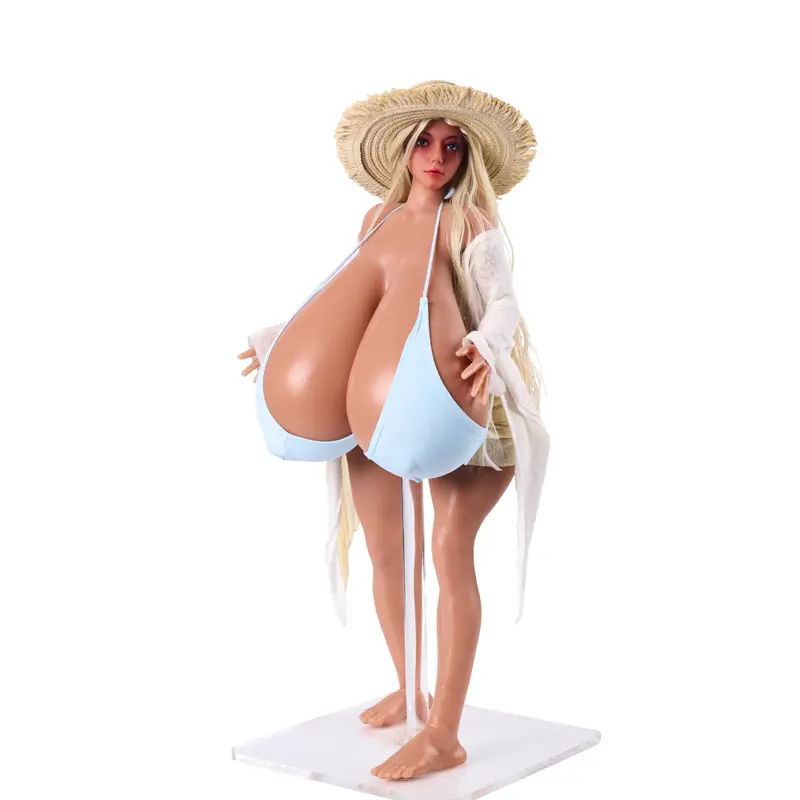 Co-Branded Anime Figurine By Mrlsexdoll And Madzisstacked — Elegant Milf-Inspired Design 1